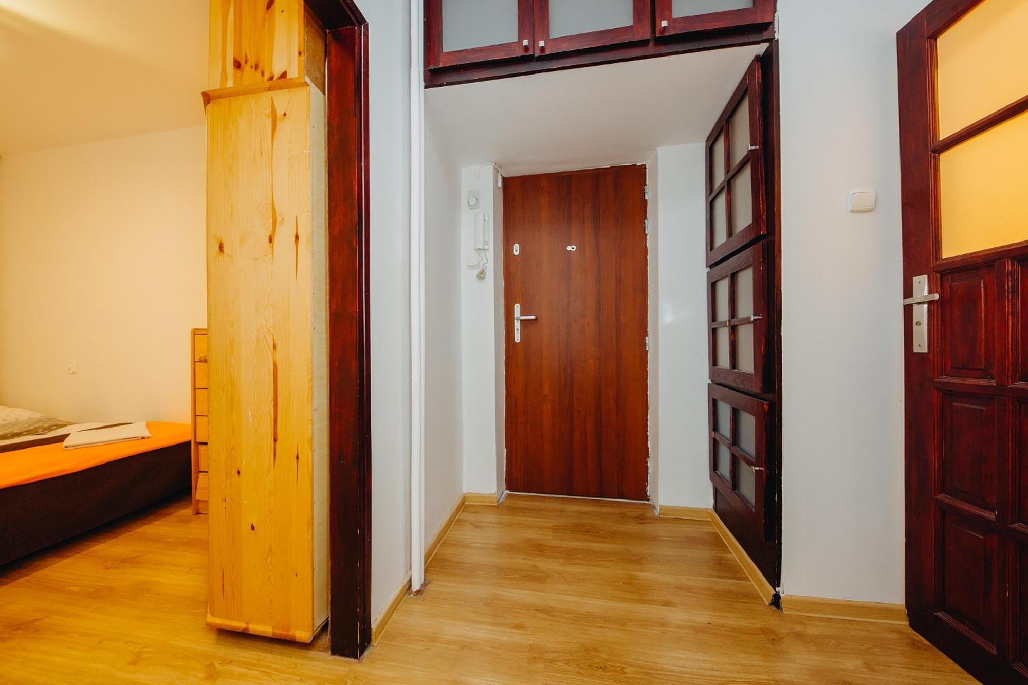 דירות ורשה Quiet Flat In The Old Town מראה חיצוני תמונה